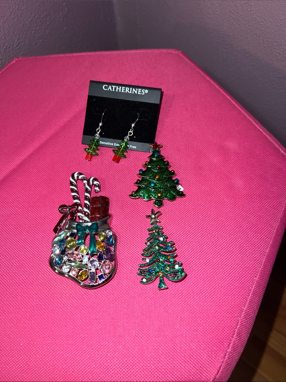 Catherines Green Christmas Tree Jewelry Set with 3 Christmas Brooches